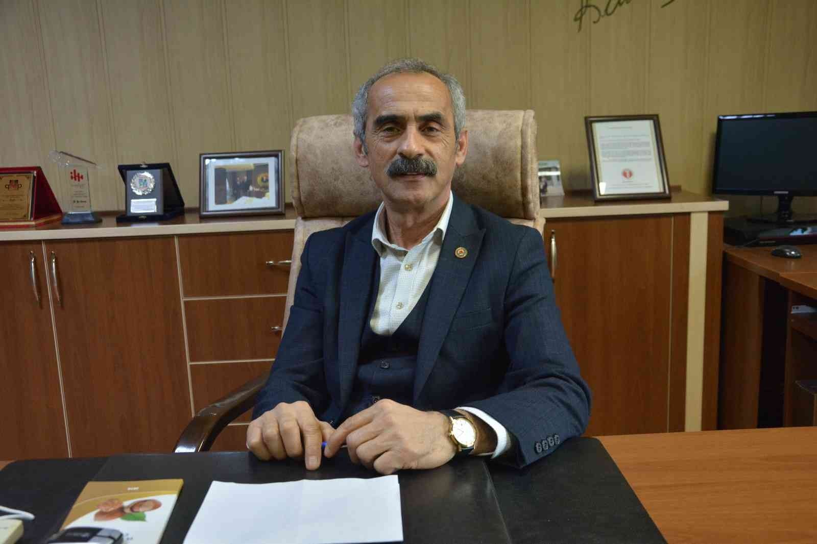 unye-ziraat-odasi-baskani-osman-sarikahraman.jpg